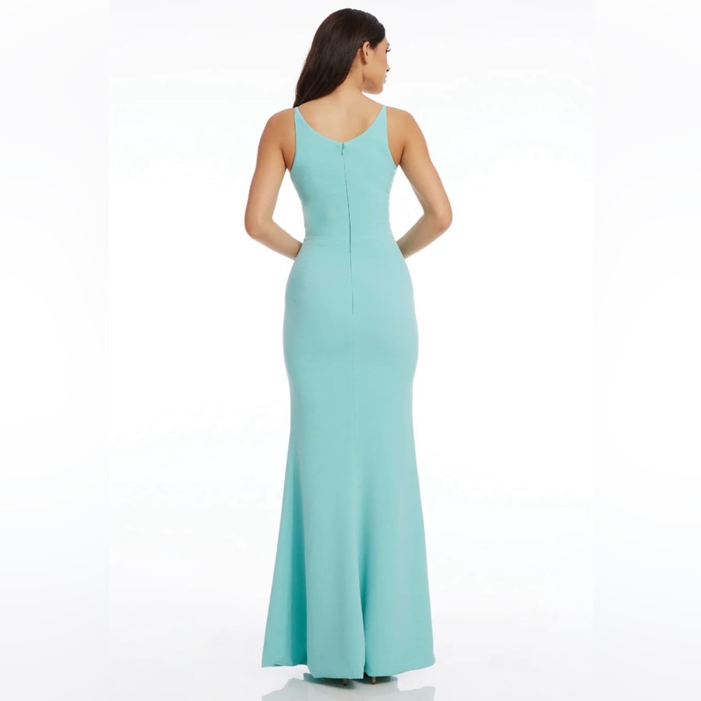 Dress the Population Iris Gown in Tranquil Blue - Picture 10 of 12